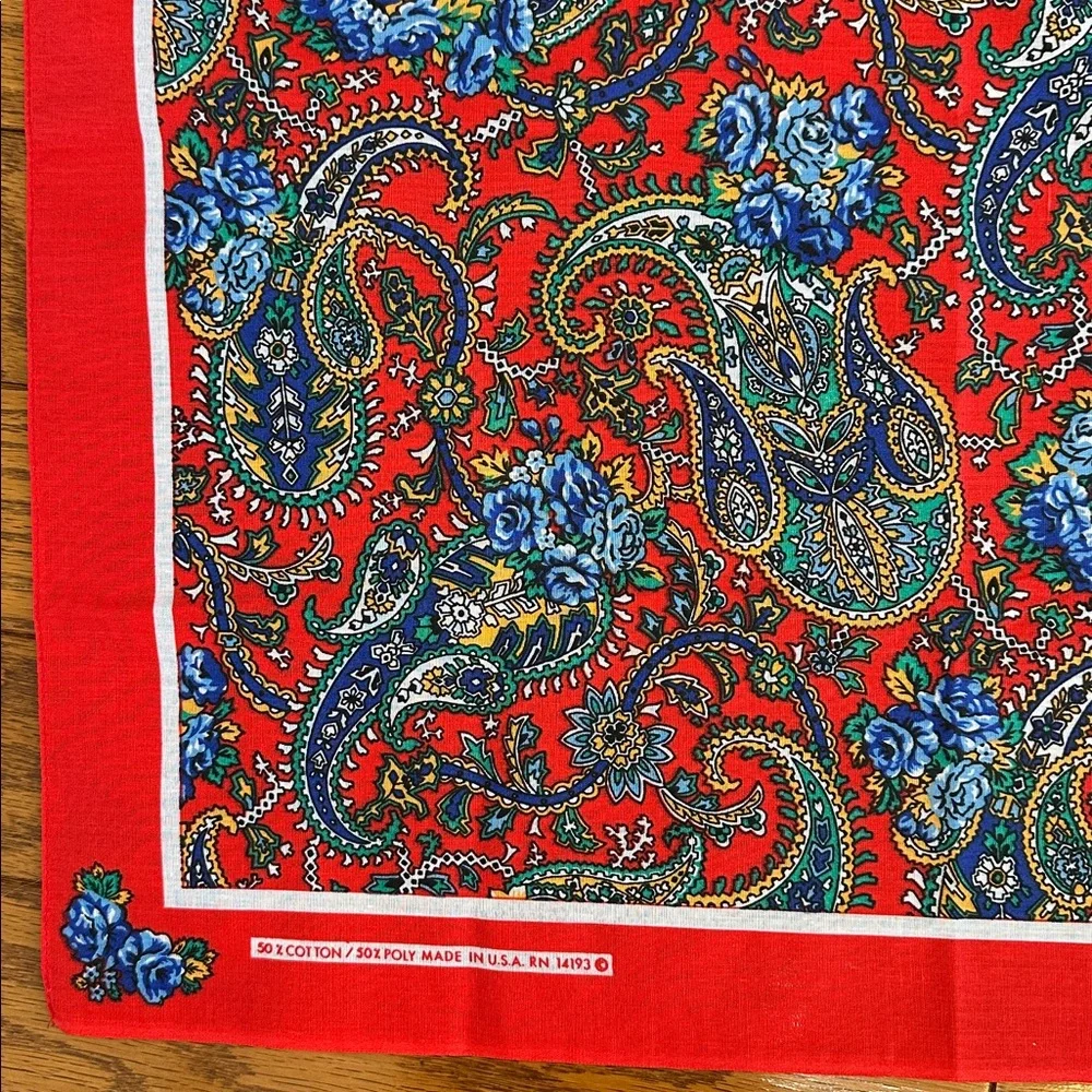 NWOT‎ Vtg 70s/80s Wamcraft Red & Blue Floral Paisley Cotton/Polyester Bandanna